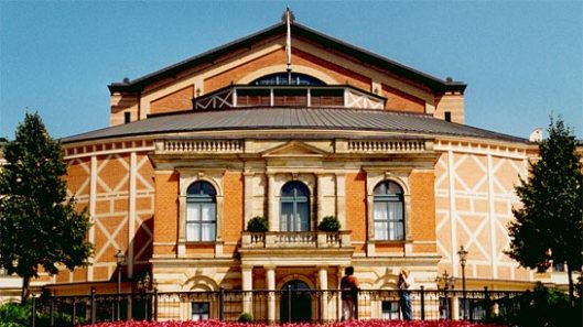 Figure 1. Wagners opera house; the Bayreuth Festspielhaus.